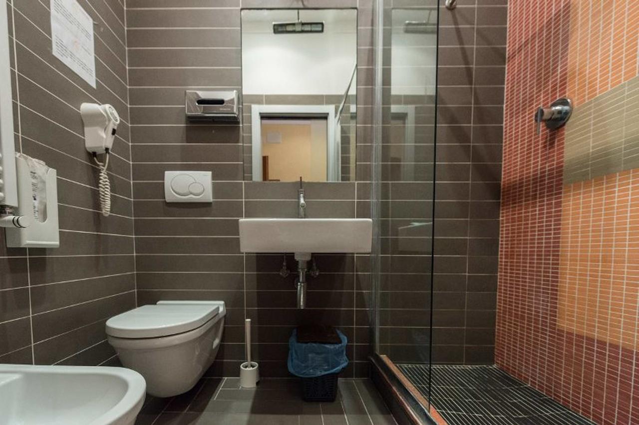 Hotel Mari 1 ローマ エクステリア 写真