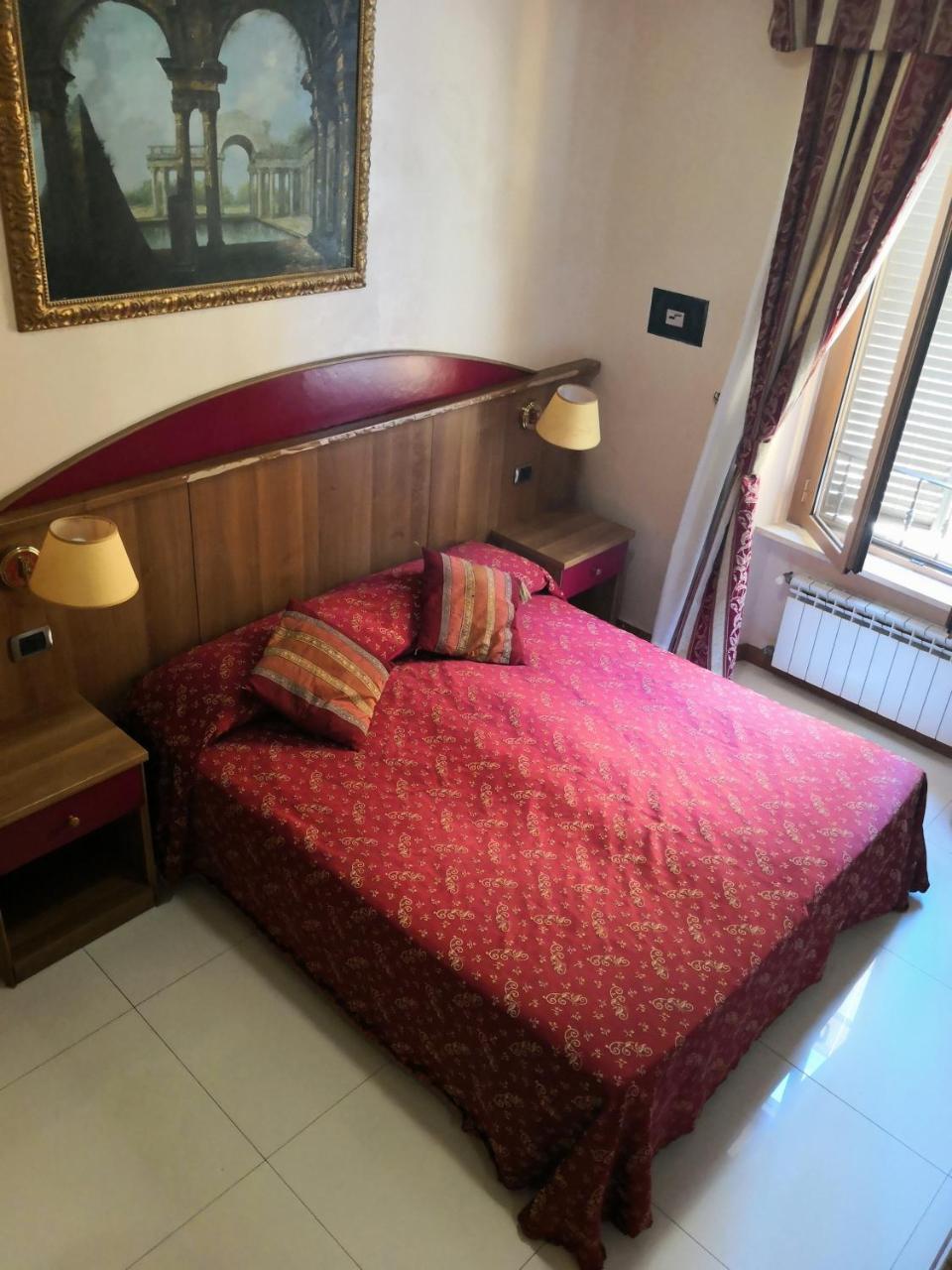 Hotel Mari 1 ローマ エクステリア 写真
